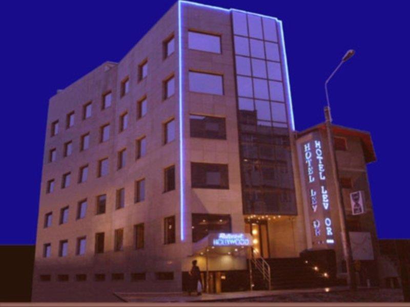 Kosher Hotel Lev Or Бухарест Екстер'єр фото