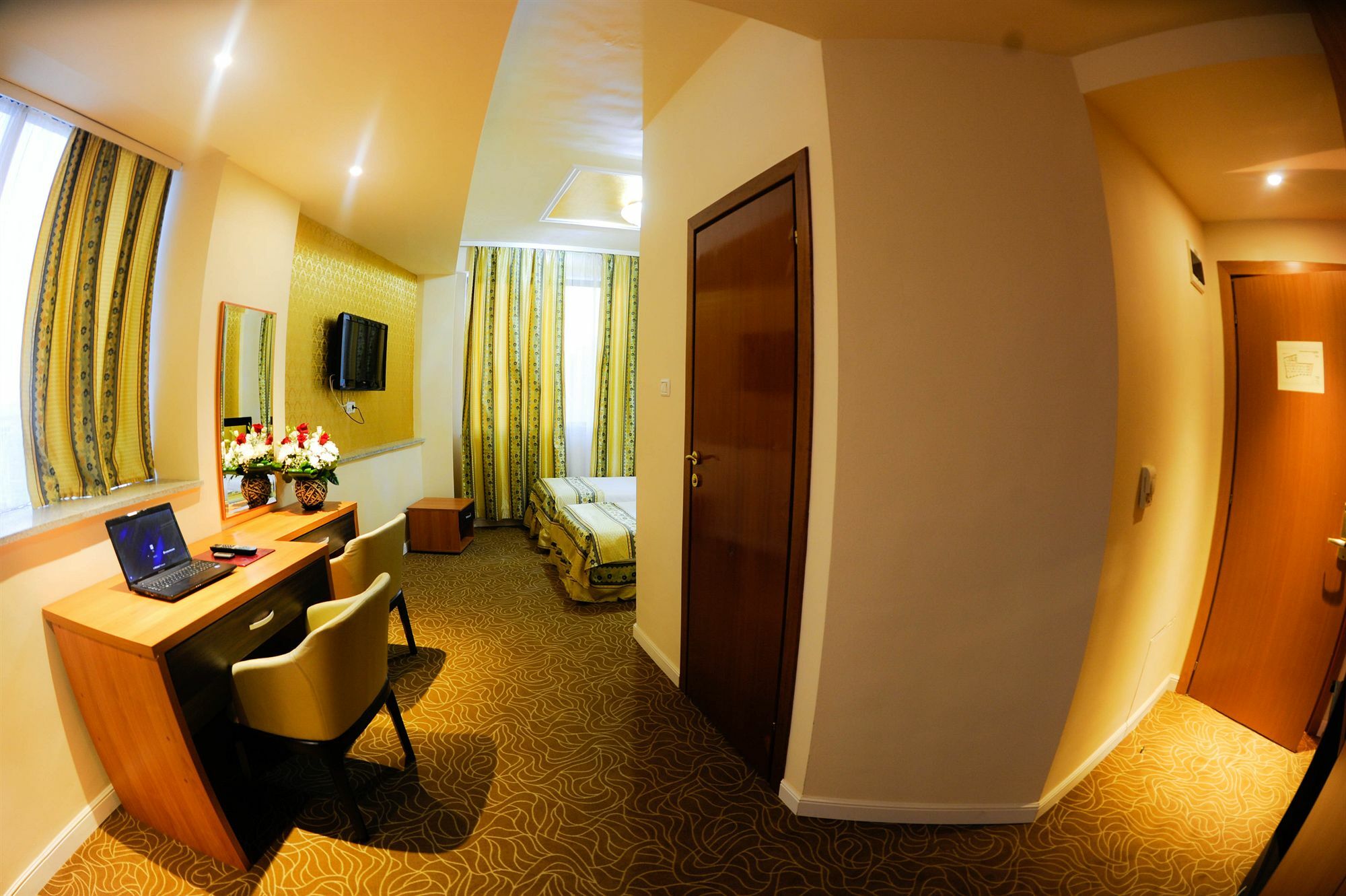 Kosher Hotel Lev Or Бухарест Екстер'єр фото