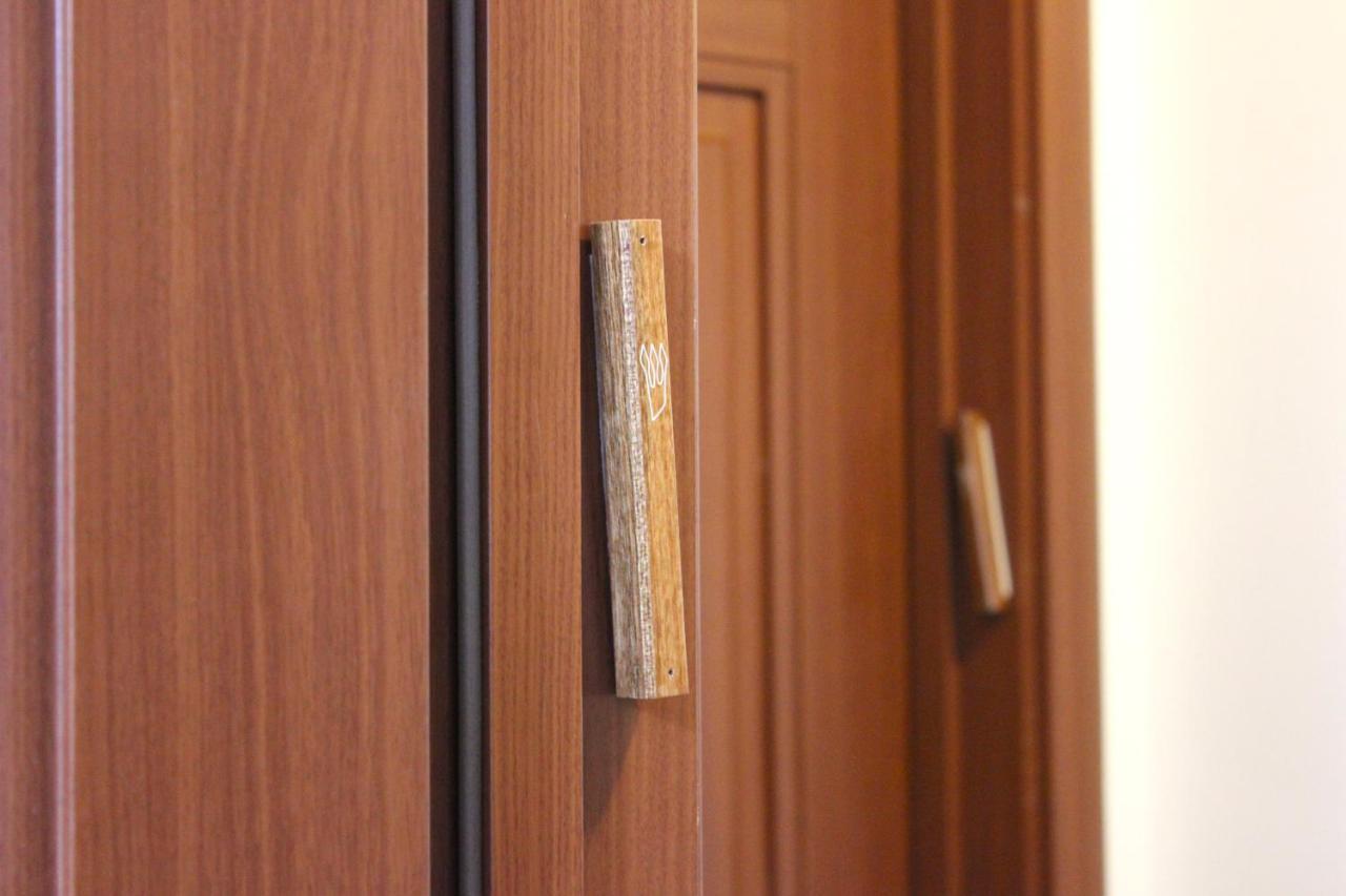 Kosher Hotel Lev Or Бухарест Екстер'єр фото