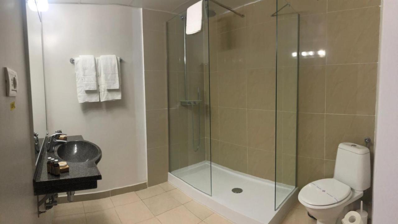 Kosher Hotel Lev Or Бухарест Екстер'єр фото